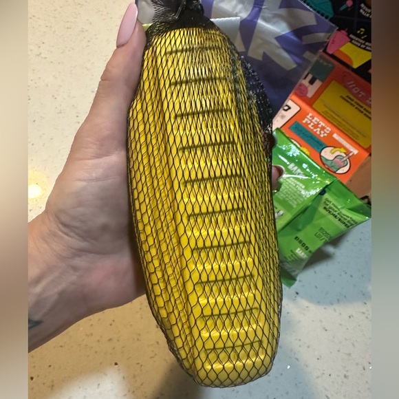 NIB Barkbox mix including super chewer piece - Picture 14 of 14